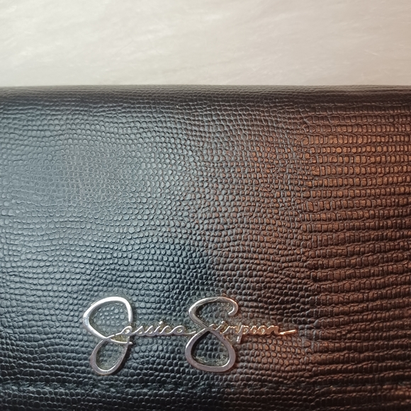 Jessica Simpson Black Silver Details Wallet / Clutch Approx 7.5 X 4 - Picture 2 of 13